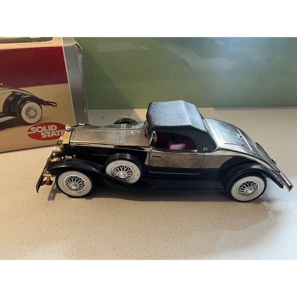 MODEL 1930S ROLLS ROYCE PHANTOM II SOLID STATE CAR AM TRANSISTOR RADIO W/ BOX - Picture 4 of 8